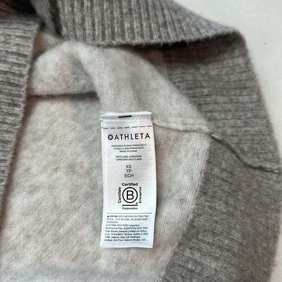 LIKE NEW! Athleta Westlake Cardigan Wool Blend Hand Wash - Picture 7 of 8